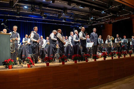21.11.25 Abschiedskonzert Kpm. M. Hölbling Bild 75